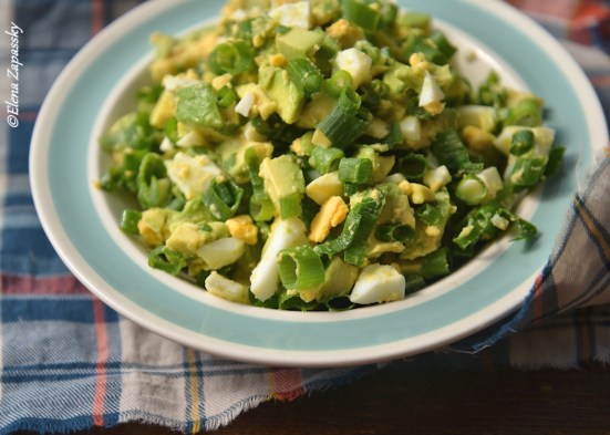 САЛАТ ИЗ АВОКАДО