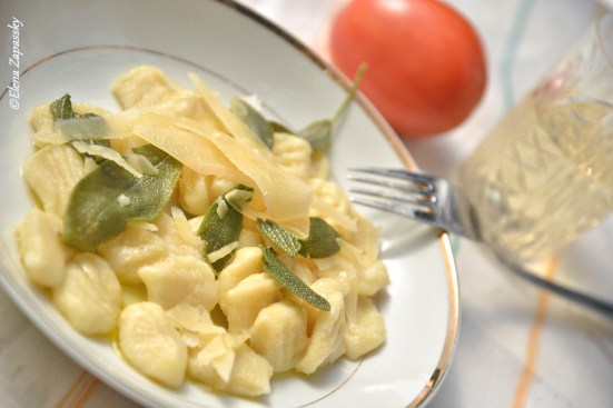 Ньокки. gnocchi