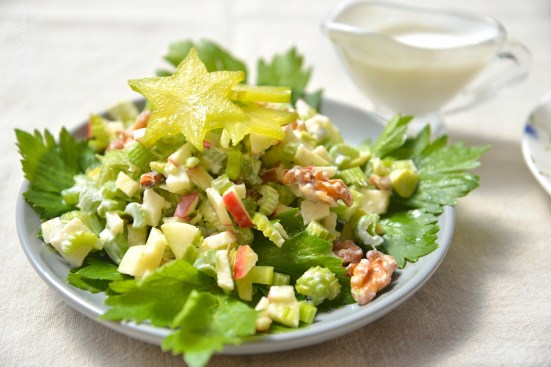 САЛАТ ВАЛЬДОРФ  WALDORF SALAD