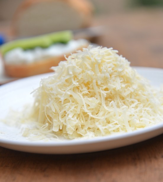 тертый пармезан