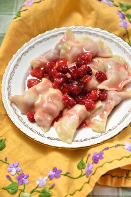 Вареники с вишней