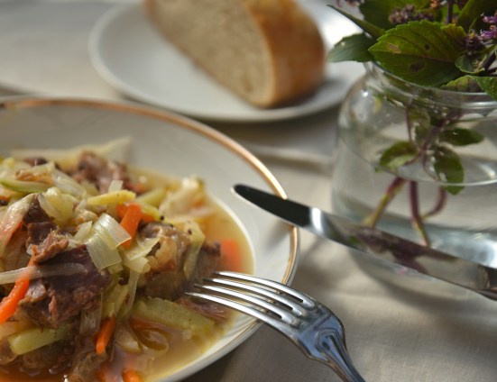 РАГУ ИЗ БАРАНИНЫ С ОВОЩАМИ