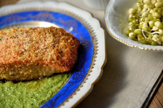 ЛОСОСЬ ЗАПЕЧЕННЫЙ В ПАРМЕЗАНЕ