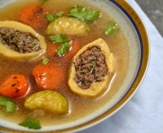 КУБЭ С БУЛЬОНОМ ИЛИ БУЛЬОН С КУБЭ