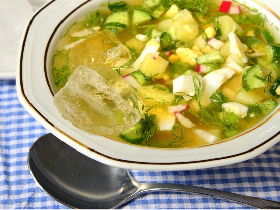 ОКРОШКА С ХОЛОДНЫМ КВАСОМ И СО ЛЬДОМ