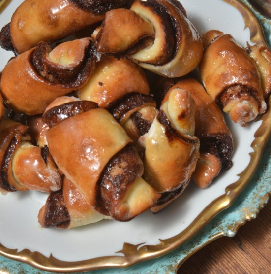 РОГЕЛАХ С ШОКОЛАДОМ