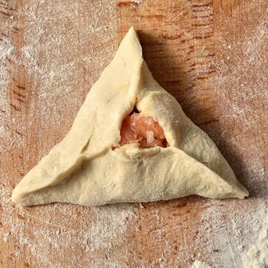 Расстегаи со свежей рыбой