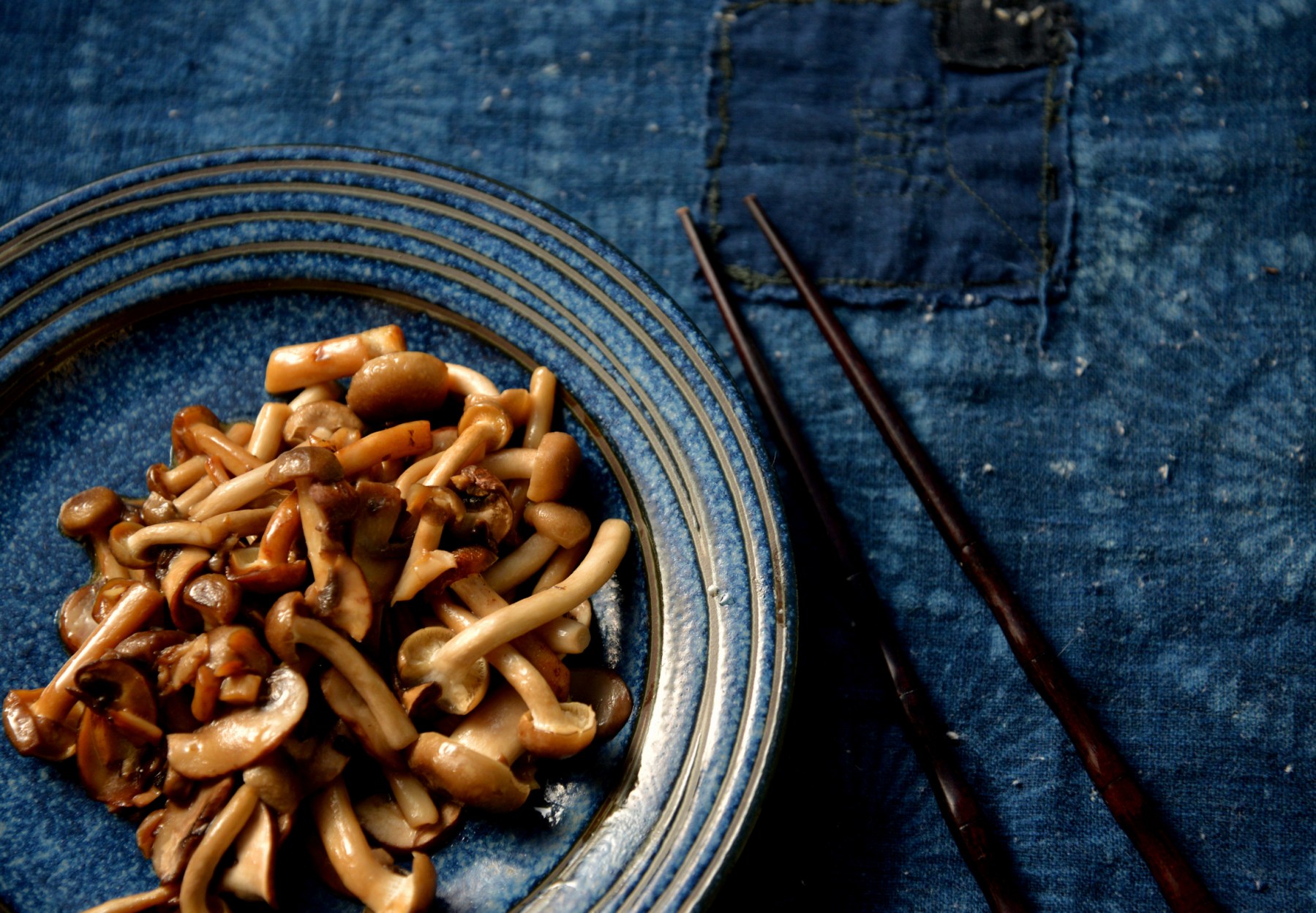 Грибы в японском стиле